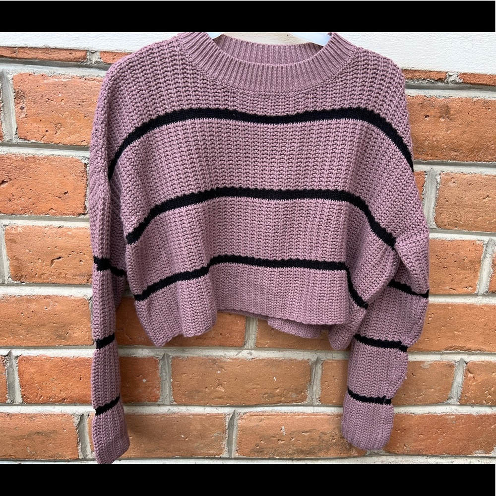 Cropped Lilac striped Sweater